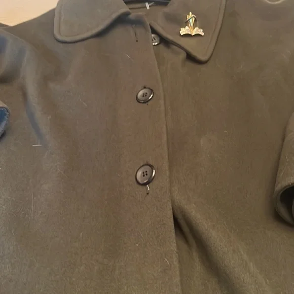 Poncho - Picture 4 of 4